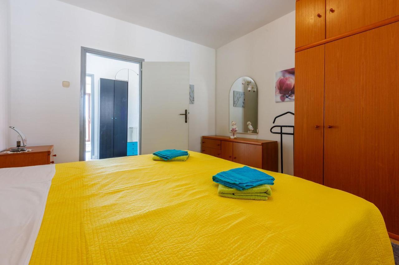 Apartments Budzyn Novi Vinodolski Buitenkant foto