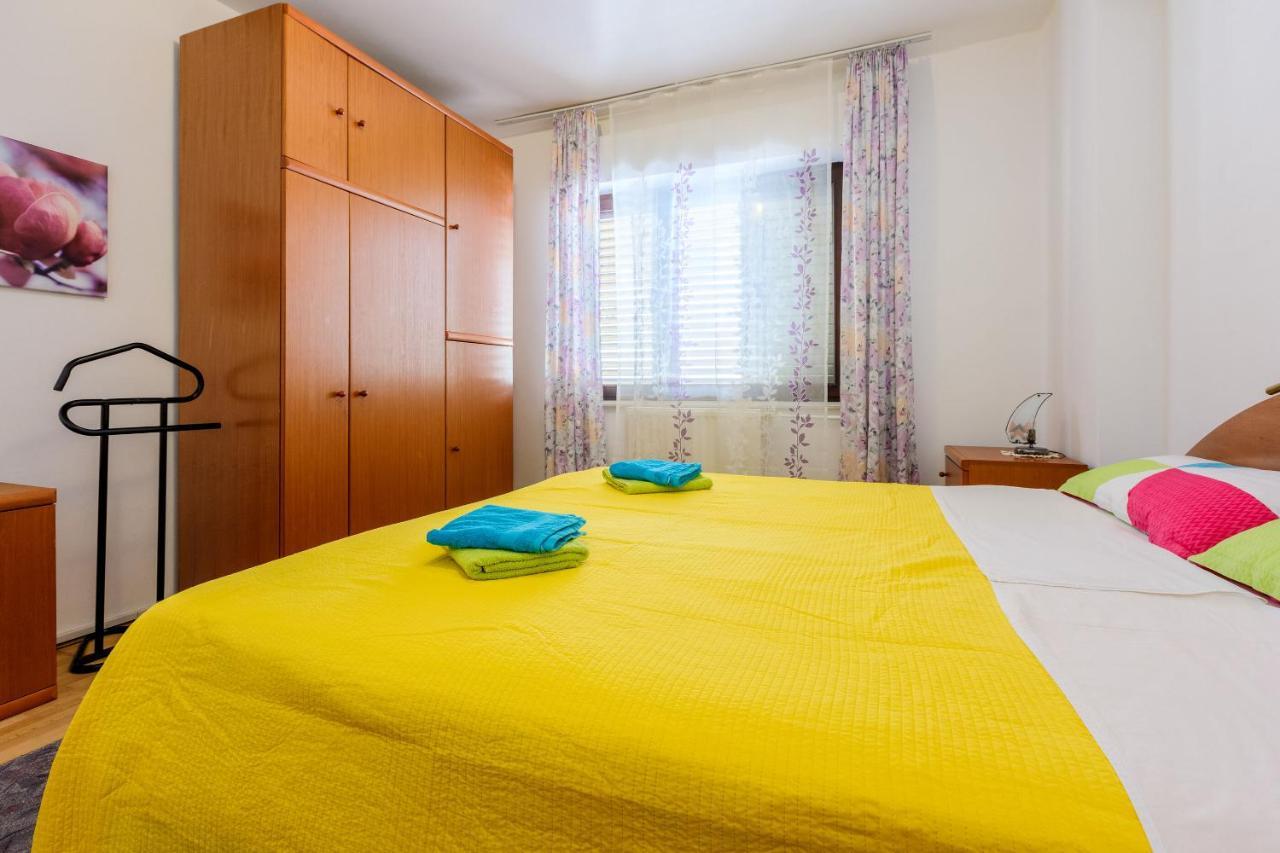Apartments Budzyn Novi Vinodolski Buitenkant foto